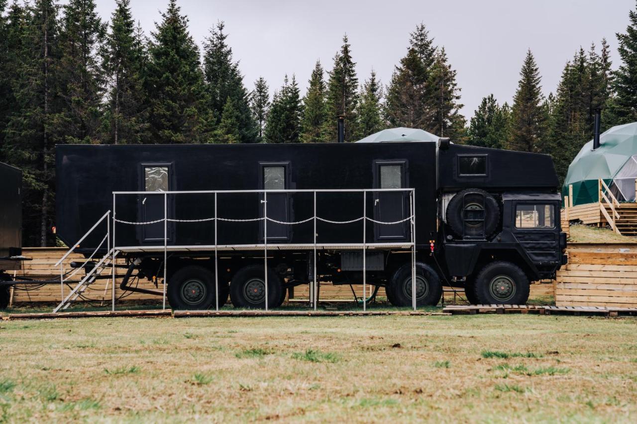 Golden Circle Truck Hotel Selfoss Exterior photo