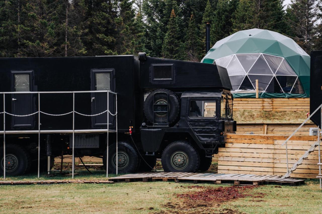 Golden Circle Truck Hotel Selfoss Exterior photo